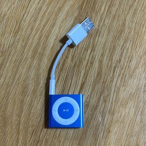 Preowned Apple iPod Shuffle 4th generation